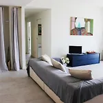 Hbhall Skyline Apartment